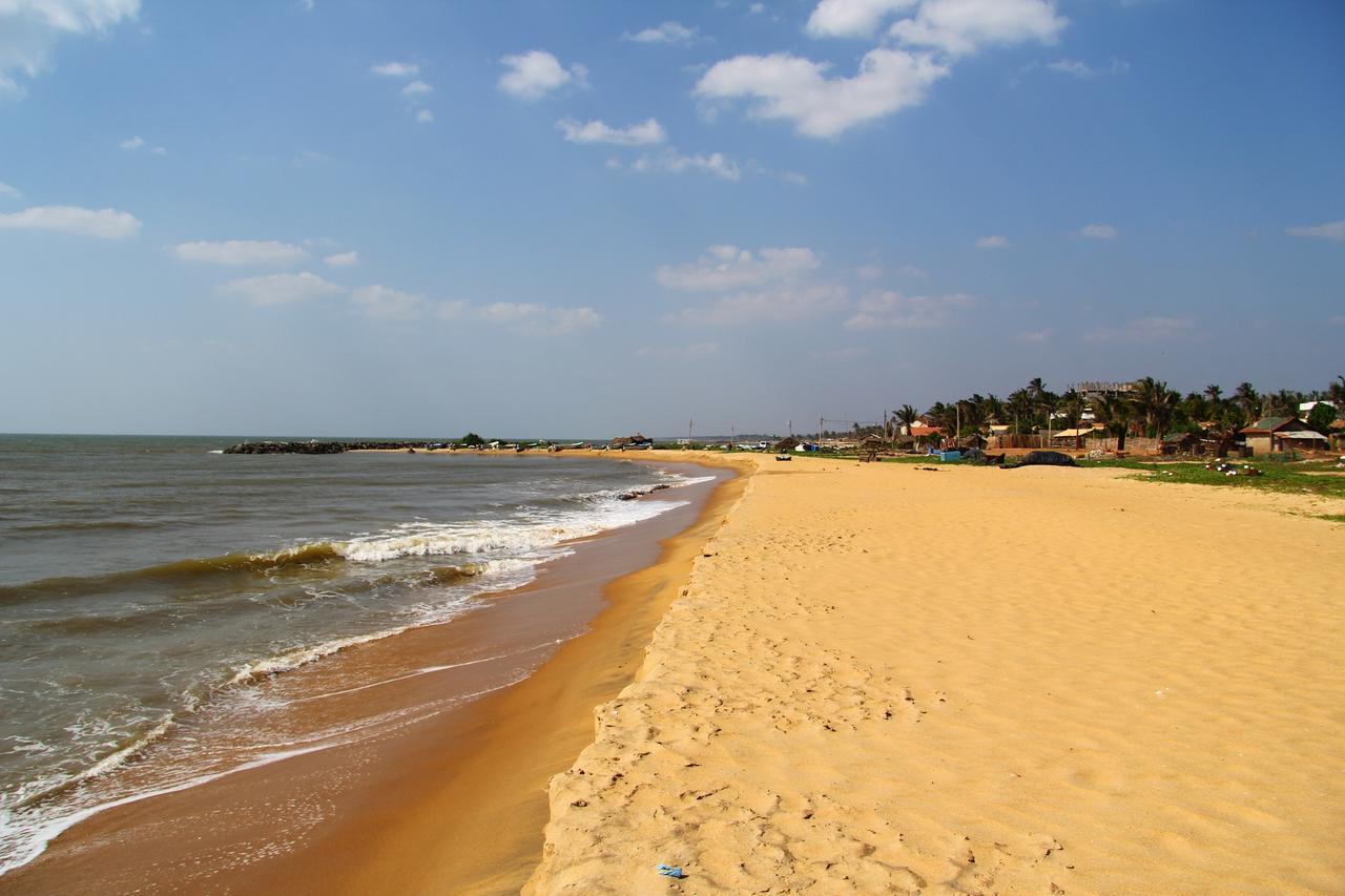 Zendara Hotel Negombo Esterno foto