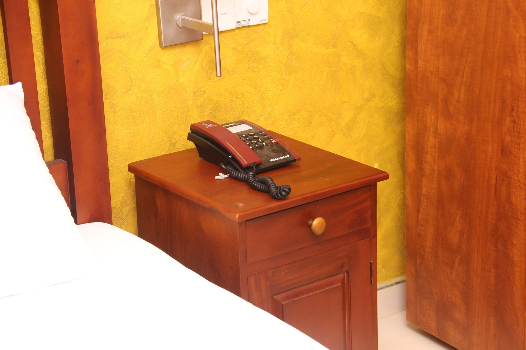 Zendara Hotel Negombo Esterno foto