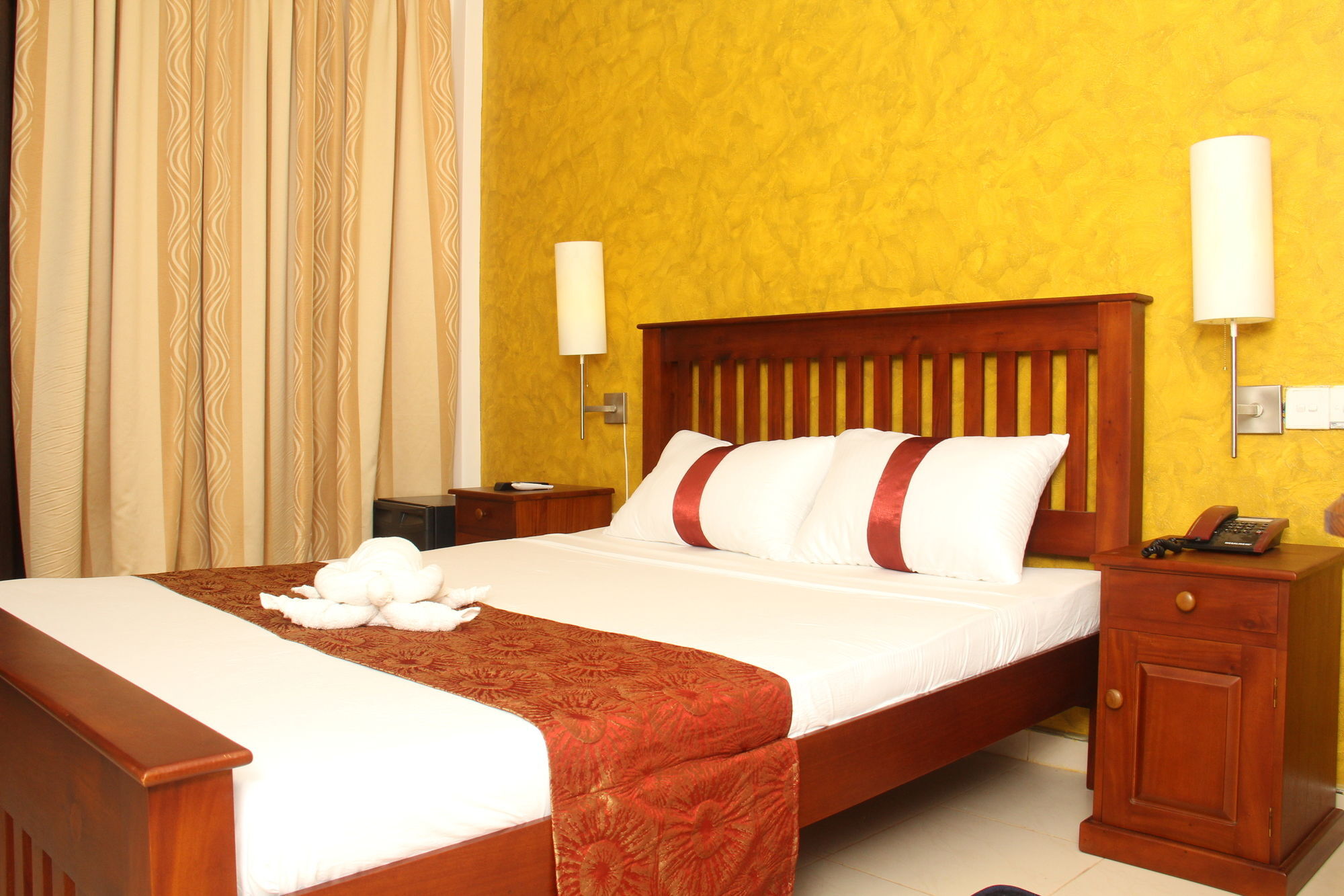 Zendara Hotel Negombo Esterno foto