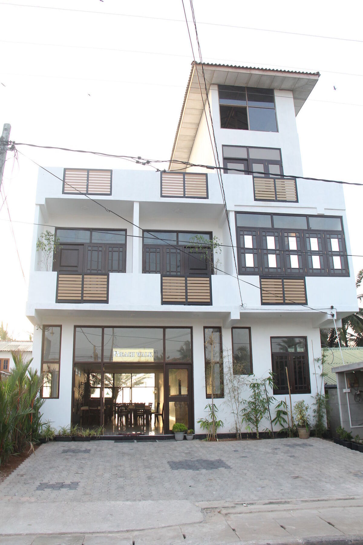 Zendara Hotel Negombo Esterno foto