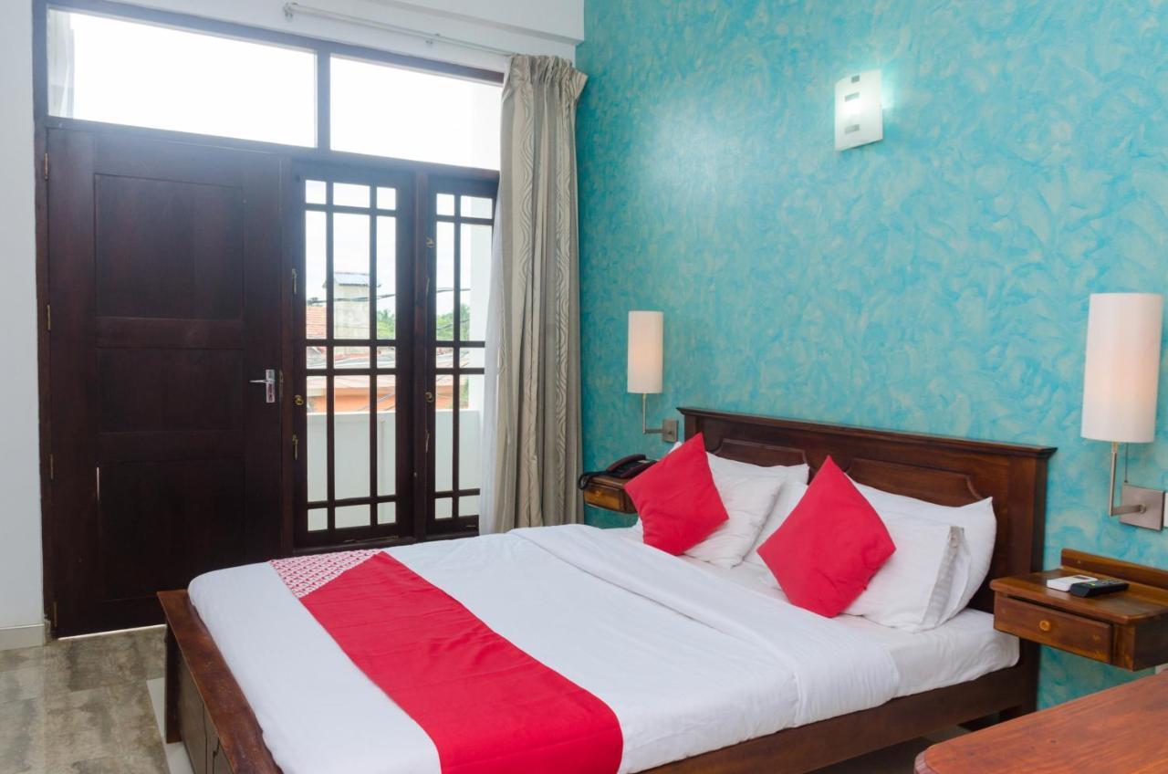 Zendara Hotel Negombo Esterno foto